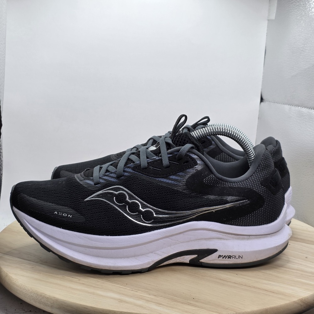 Womens Size 11 - Saucony Axon 2 Running Shoe Black/White  PWRRUN EUC S10732-05